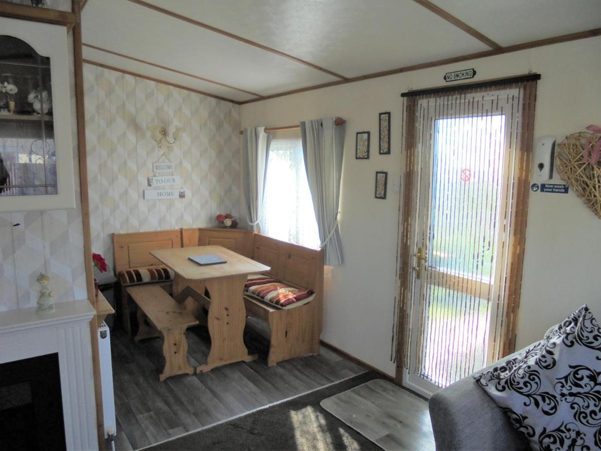 6 Berth Central Heated On The Chase Ingoldmells Exterior foto